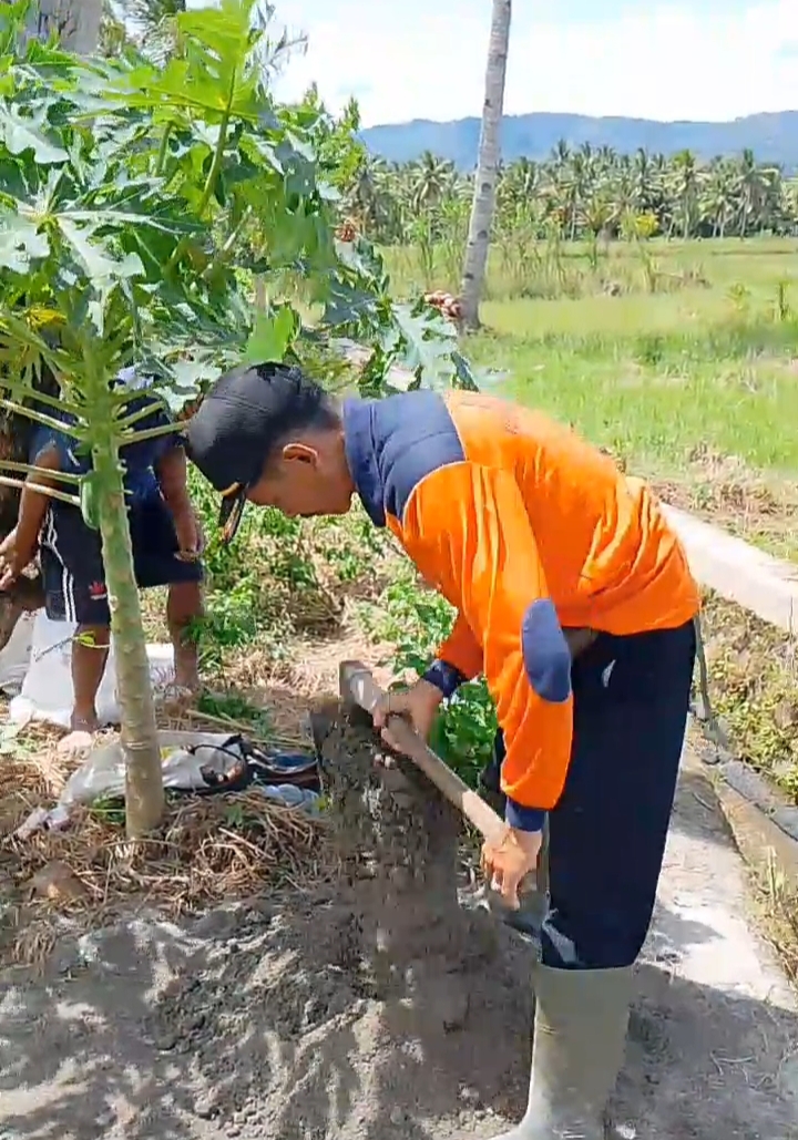 Peratin Pekon Bandar Agung Kecamatan BNS Suoh Lampung Barat Laksanakan Gotong Royong Swadaya Pasca Bencana Banjir Bandang