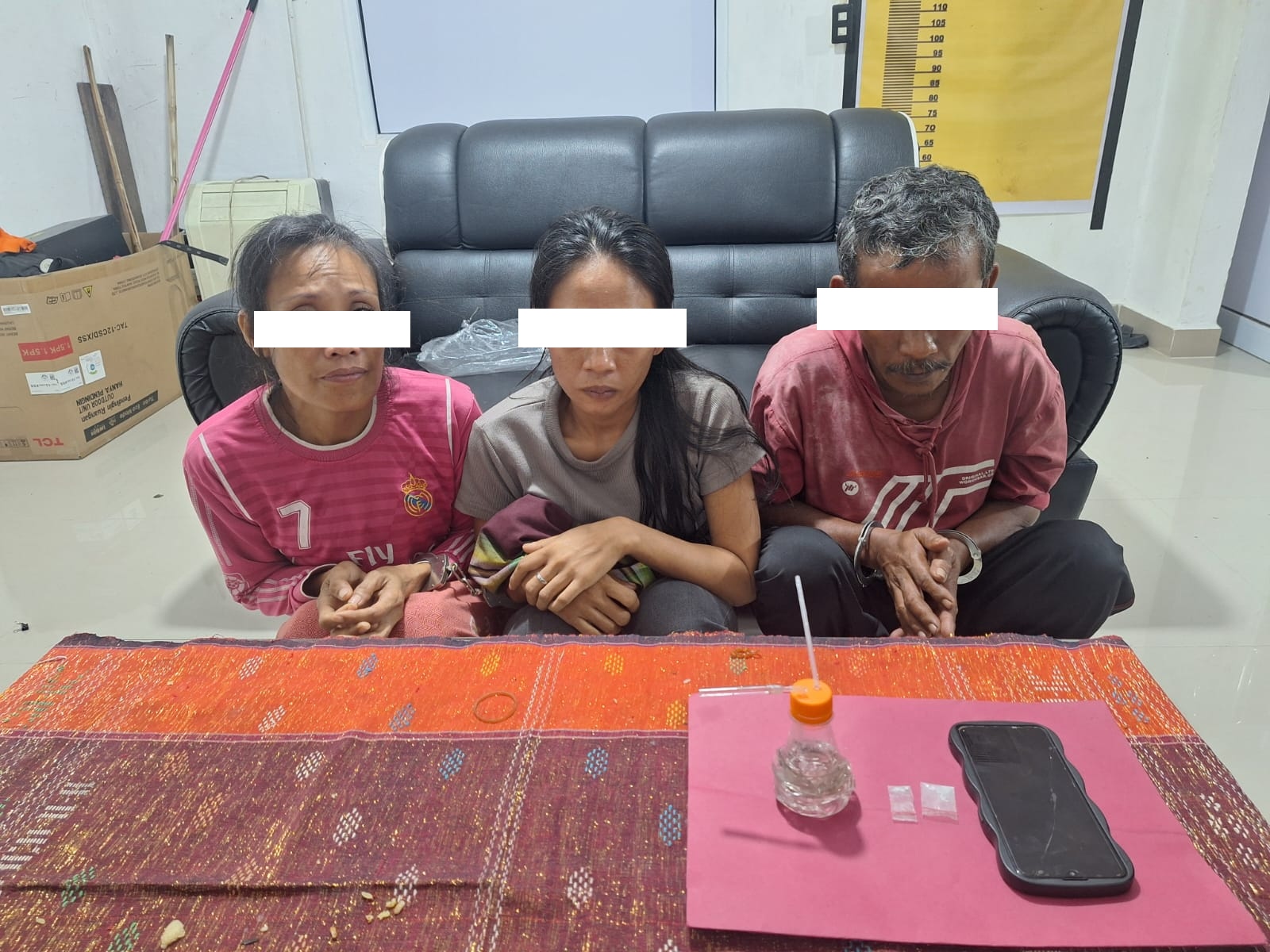 Tiga Pelaku Penyalahgunaan Sabu Diamankan di Bathin Solapan, Polisi Sita 2 Paket Narkotika