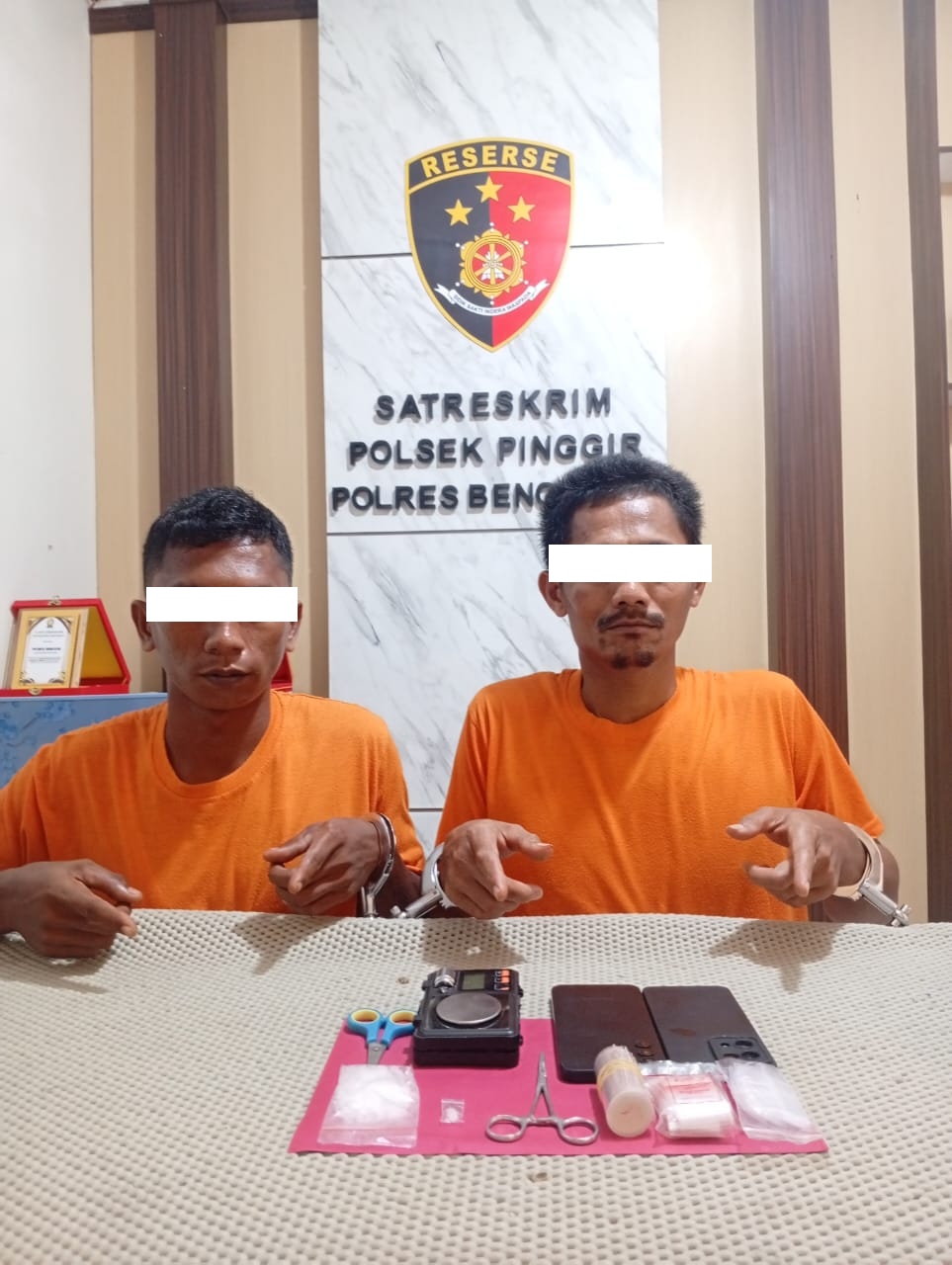 Penggerebekan Sabu 13 Gram di Jalan Joyo Talang Muandau, Dua Pelaku Positif Amfetamin Diamankan