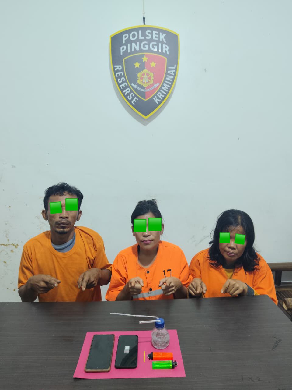 Polsek Pinggir Amankan Tiga Pelaku Penyalahgunaan Sabu di Kafe Remang-Remang Suriname