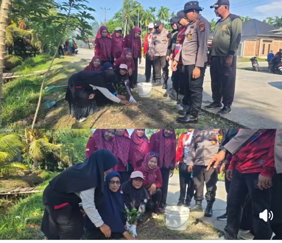 Desa Penebal Gelar Gotong Royong Bersih Desa, Dihadiri Camat dan Kapolsek Bengkalis