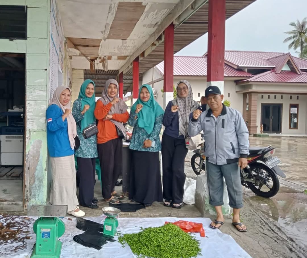 BUMDES Mahkota Damai Gelar Penjualan Hasil Ketahanan Pangan Desa Damai