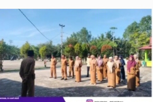 Pemdes Penebal Gelar Apel Rutin Harian Bersama Perangkat dan Staf
